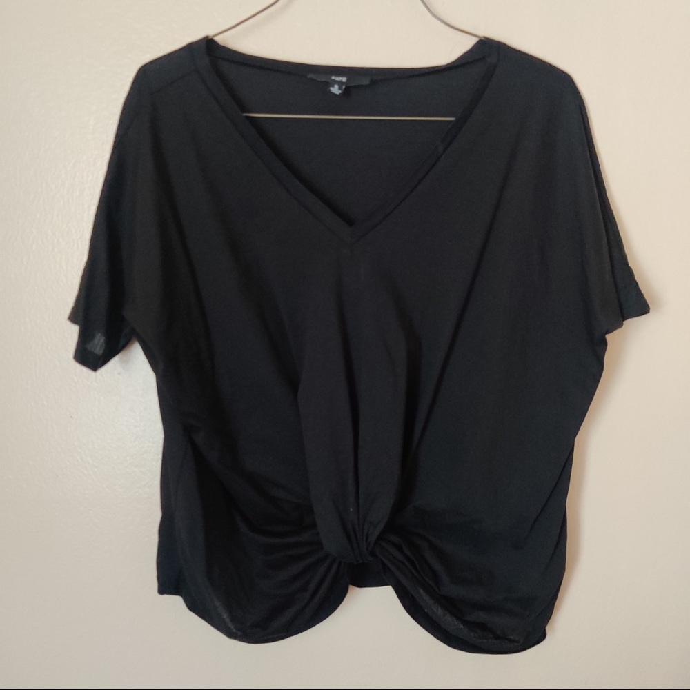 FATE Black Front Knot Short Sleeve Crop Tee